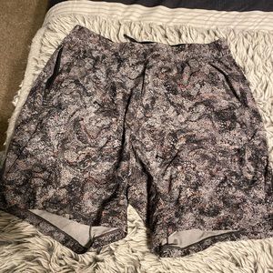Pace breaker 7” shorts size Large